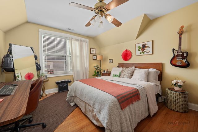 4313 N RIDGEWAY Avenue, Chicago, IL 60618