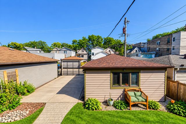 4313 N RIDGEWAY Avenue, Chicago, IL 60618