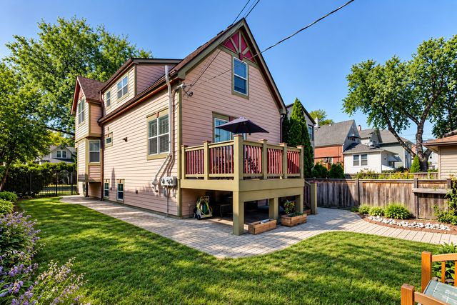 4313 N RIDGEWAY Avenue, Chicago, IL 60618