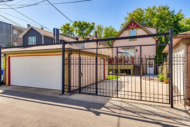 4313 N RIDGEWAY Avenue, Chicago, IL 60618