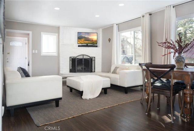 32958 Squirrel Ln, Running Springs, CA 92382