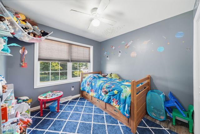 14 Booth Street, Colonie, NY 12205