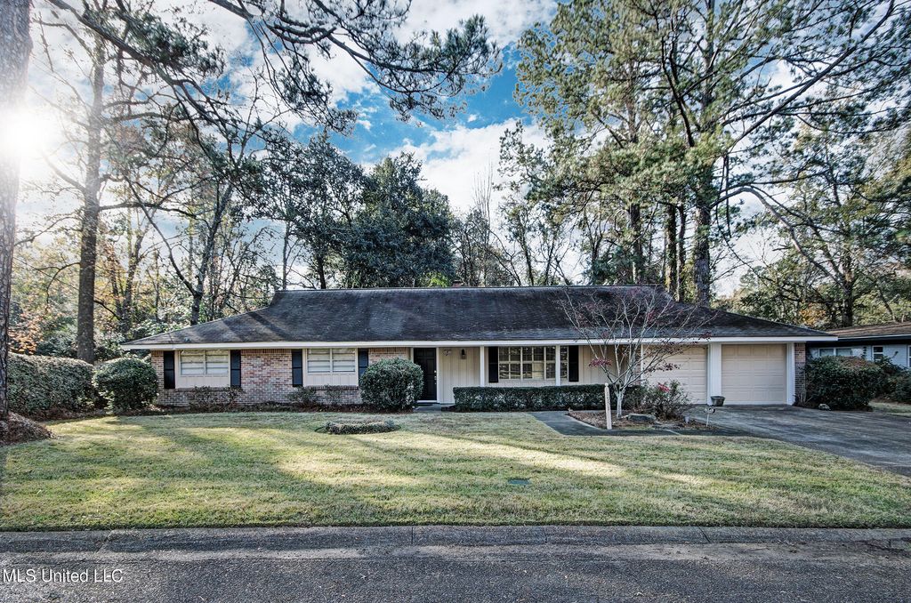 1951 Aztec Drive, Jackson, MS 39211