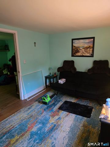 68 Oronoque Trail, Shelton, CT 06484