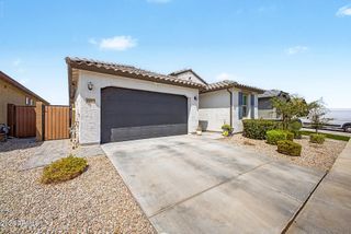 2516 W HIDALGO Avenue, Phoenix, AZ 85041