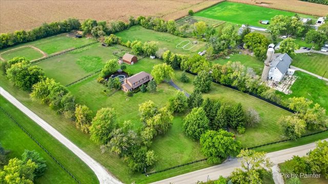 4319 McCauley Road, Woodstock, IL 60098
