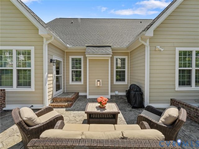 4214 Heron Pointe Pl, Moseley, VA 23120
