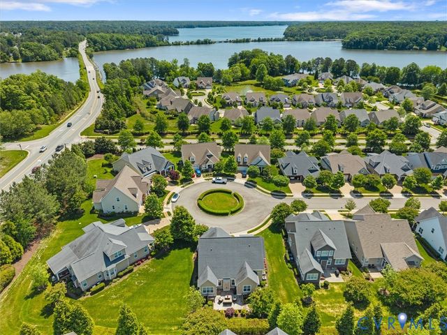 4214 Heron Pointe Pl, Moseley, VA 23120
