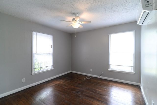 10433 Fern Drive, Dallas, TX 75228