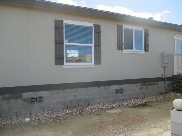 2265 Gibbs Avenue, Mojave, CA 93501