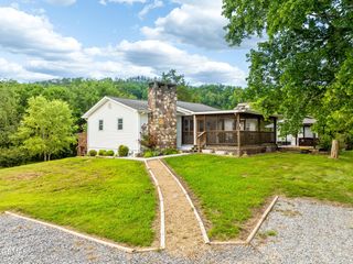1732 Ed Huff Circle, Sevierville, TN 37876