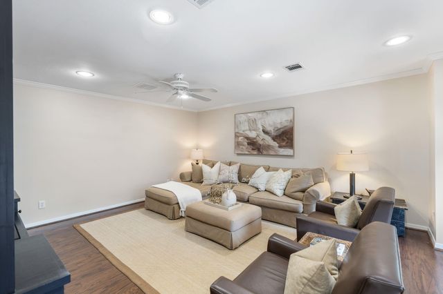 118 Wilchester Boulevard, Houston, TX 77079