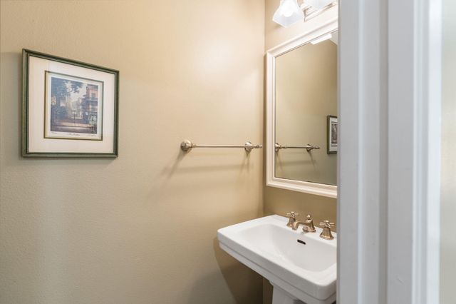 118 Wilchester Boulevard, Houston, TX 77079