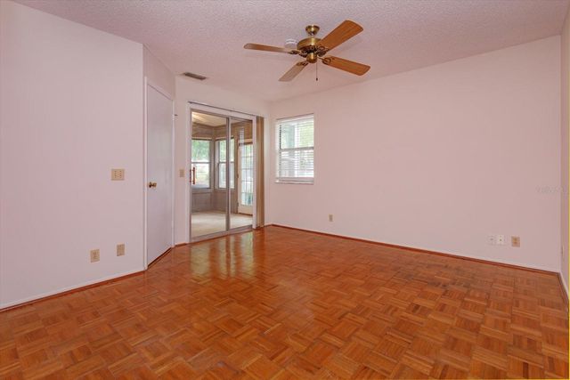 626 RED OAK CIRCLE 106, Altamonte Springs, FL 32701