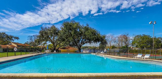 626 RED OAK CIRCLE 106, Altamonte Springs, FL 32701