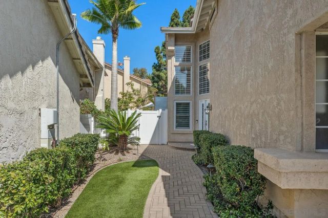 11212 CORTE PLAYA AZTECA, San Diego, CA 92124