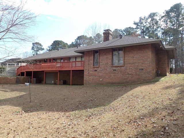 1414 Country Club Road, Arkadelphia, AR 71923
