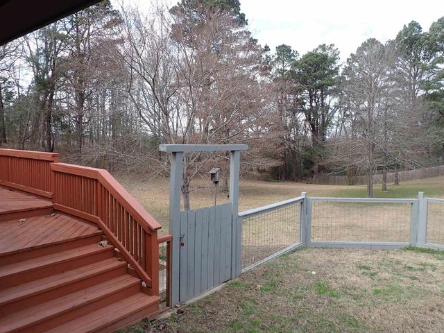 1414 Country Club Road, Arkadelphia, AR 71923