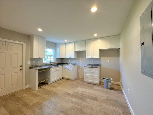 8375 E ROSKO COURT, Floral City, FL 34436