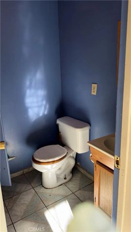 1046 W 123rd Street, County - Los Angeles, CA 90044