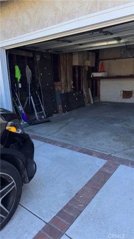 1046 W 123rd Street, County - Los Angeles, CA 90044