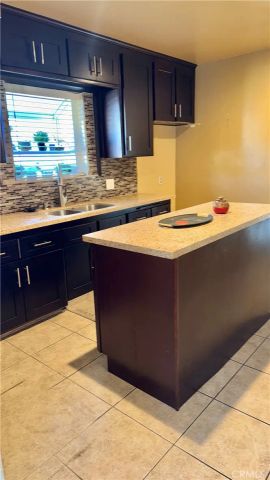 1046 W 123rd Street, County - Los Angeles, CA 90044