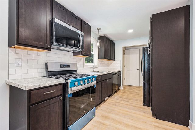 854 First Street, Grand Rapids, MI 49504