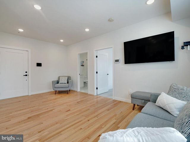 1416 22nd St SE # 5, Washington, DC 20020
