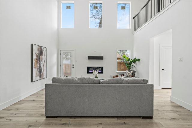 4712 Garrison Street, Dallas, TX 75216