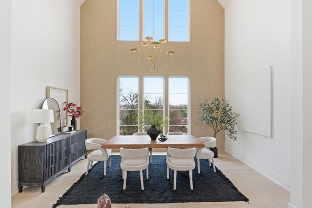 6807 Pennywell Dr, Nashville, TN 37205