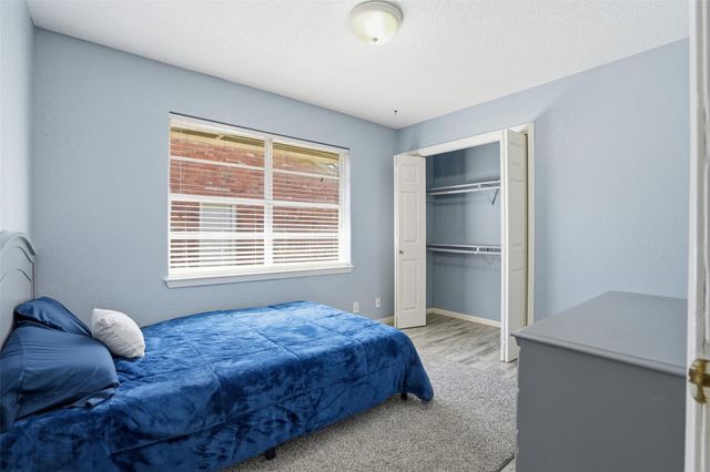 308 Moody Avenue, League City, TX 77573