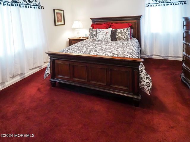 426 Harnell Avenue, Oakhurst, NJ 07755