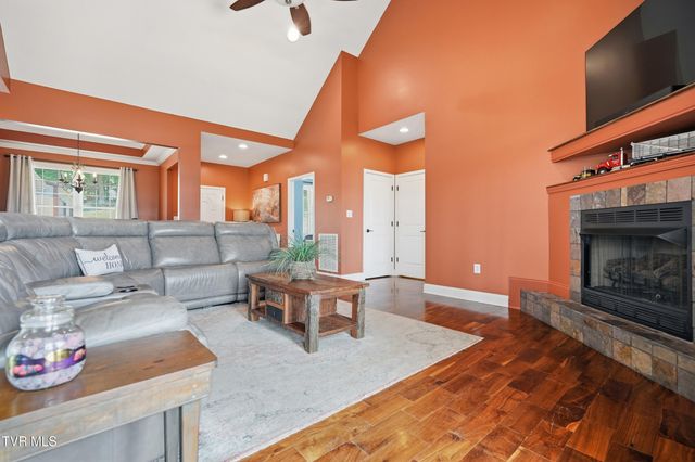 24327 Eagle Site Drive, Abingdon, VA 24211