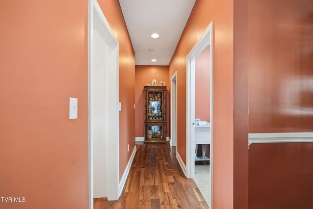 24327 Eagle Site Drive, Abingdon, VA 24211