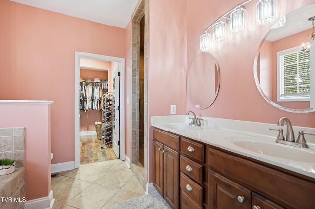 24327 Eagle Site Drive, Abingdon, VA 24211