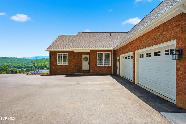 24327 Eagle Site Drive, Abingdon, VA 24211