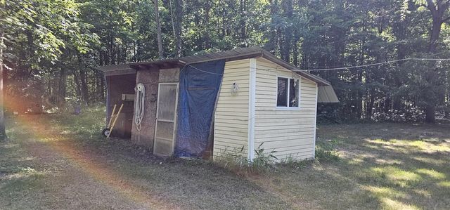 5780 104th Avenue, Grand Junction, MI 49056