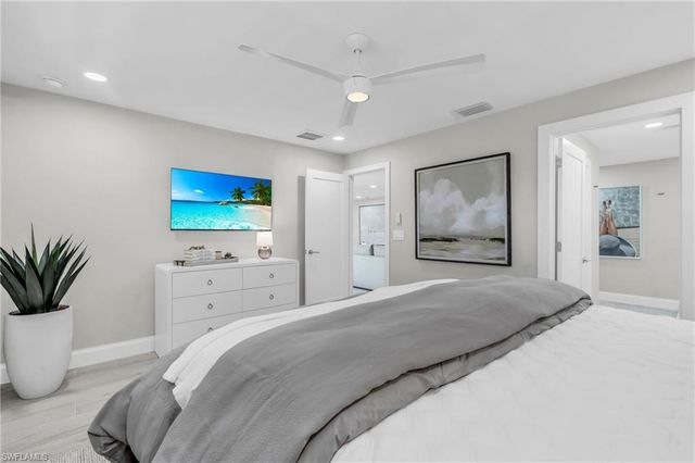 25 Palmview BLVD, Fort Myers Beach, FL 33931