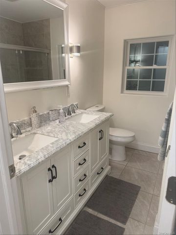 198 Pleasant Ridge Road, Poughquag, NY 12570