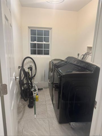 198 Pleasant Ridge Road, Poughquag, NY 12570