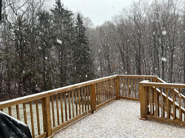 198 Pleasant Ridge Road, Poughquag, NY 12570