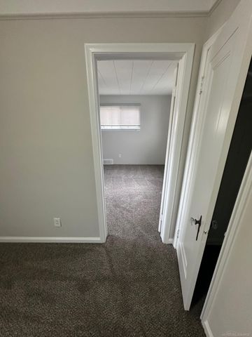 22046 Cushing Avenue, Eastpointe, MI 48021