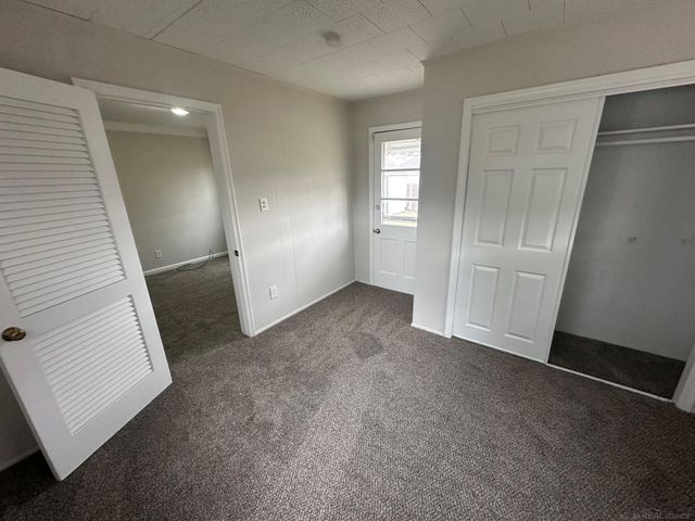 22046 Cushing Avenue, Eastpointe, MI 48021