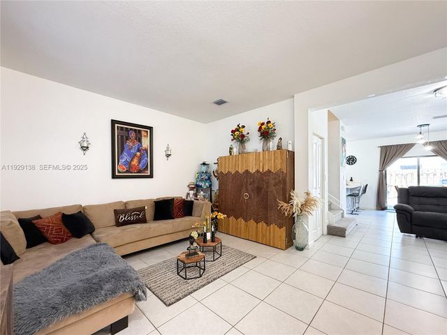 11871 SW 247 TERR, Homestead, FL 33032