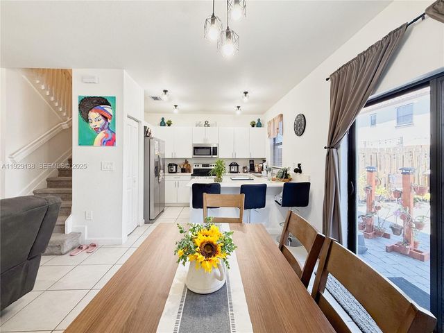 11871 SW 247 TERR, Homestead, FL 33032