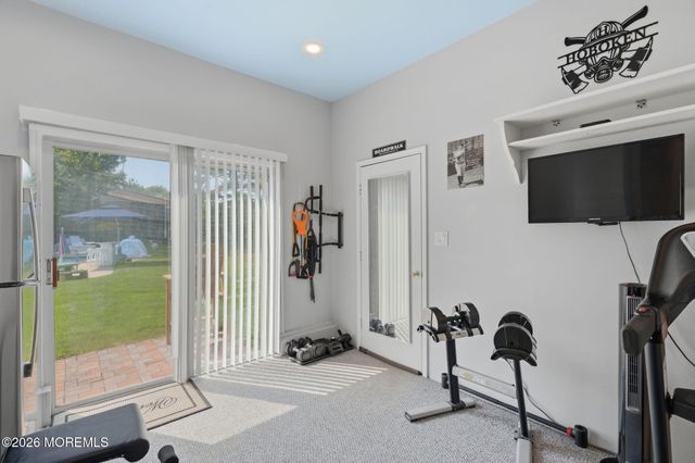 10 Courtney Way, Red Bank, NJ 07701