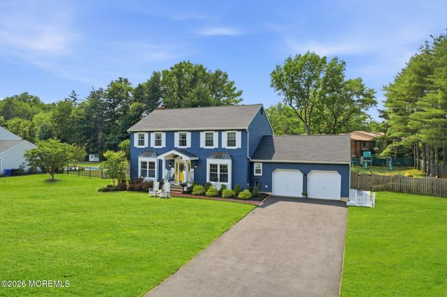 10 Courtney Way, Red Bank, NJ 07701