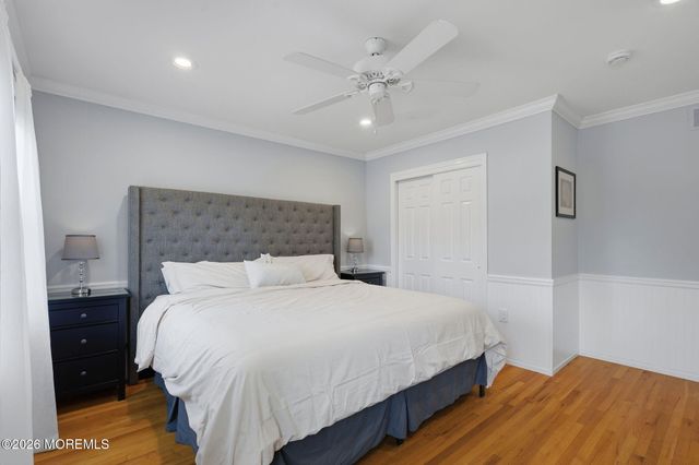10 Courtney Way, Red Bank, NJ 07701