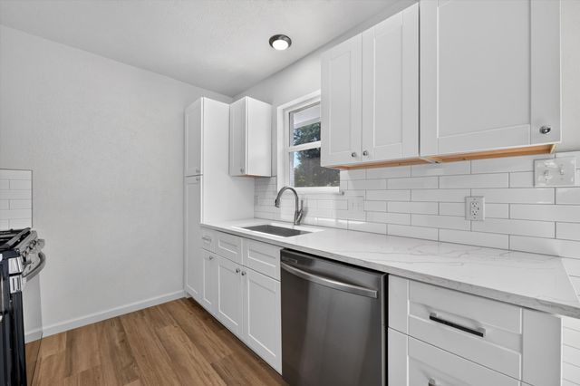 900 S 3rd Street, Sanger, TX 76266