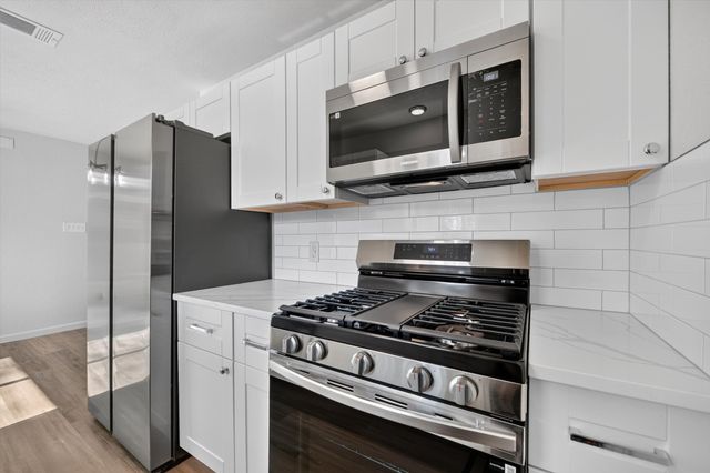 900 S 3rd Street, Sanger, TX 76266